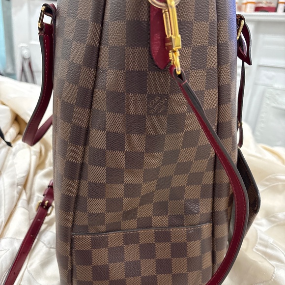 Louis Vuitton purse